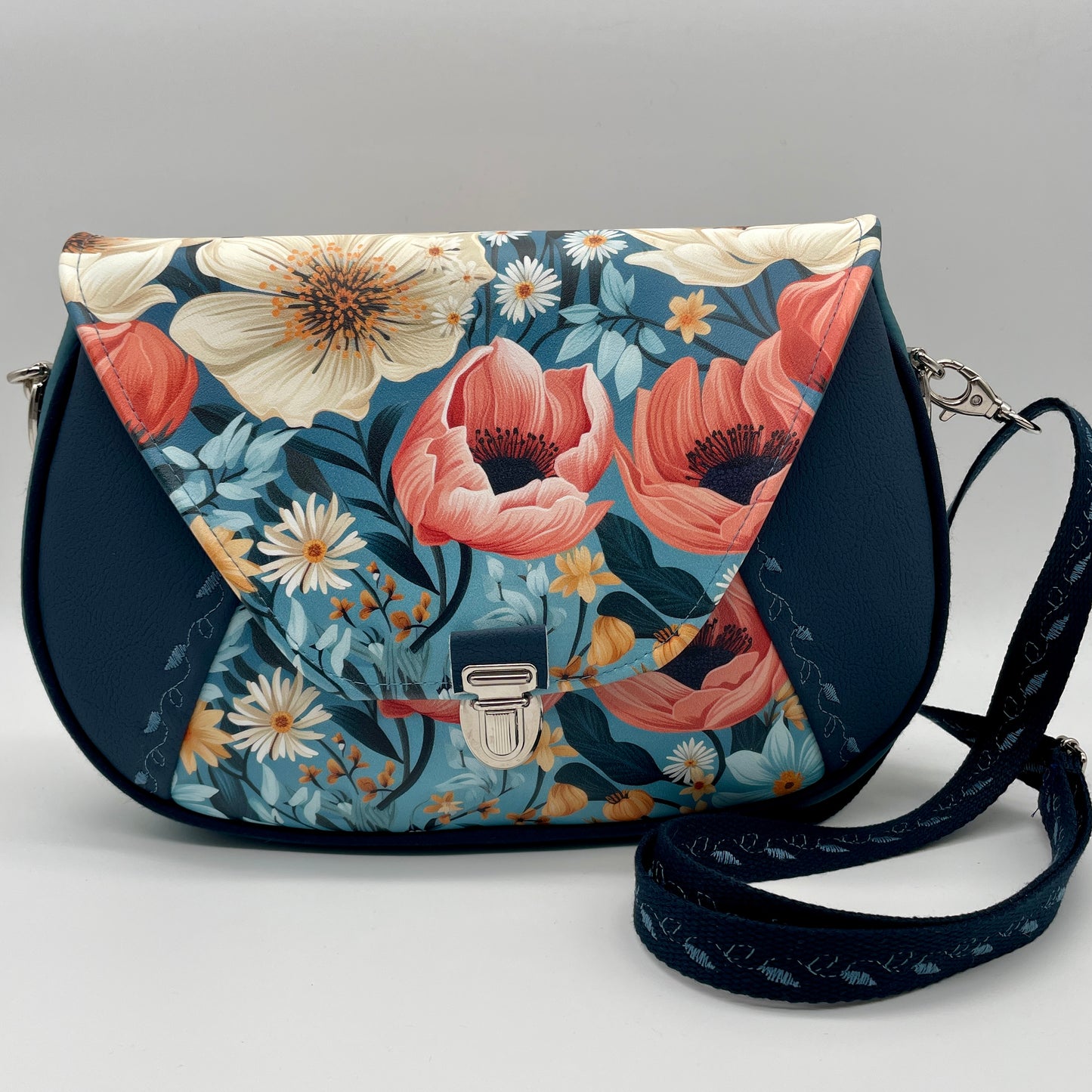 Sac bandoulière Zamara simili fleuri