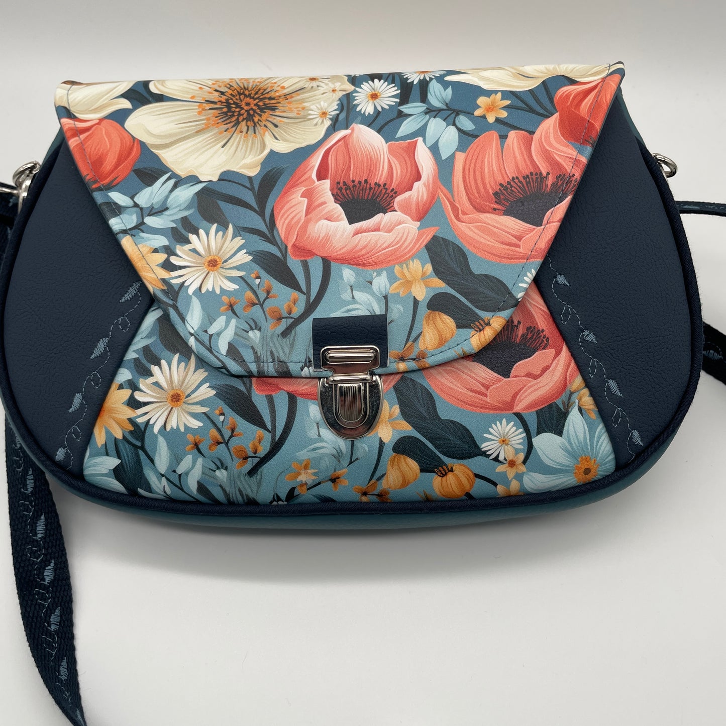 Sac bandoulière Zamara simili fleuri